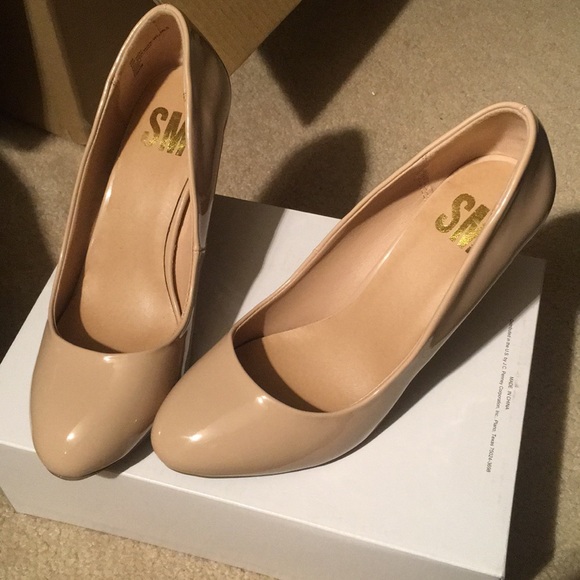 jcpenney | Shoes | Nude Pumps | Poshmark